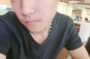 娱乐吃瓜酱王晨正,娱乐吃瓜界的“酱王”，揭秘娱乐圈幕后风云